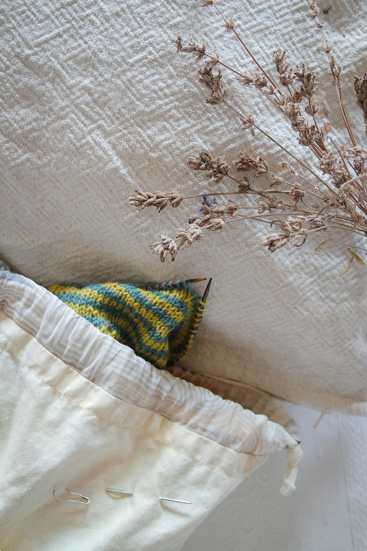 Artisanal Masterpieces: Celebrate Slow Living with Our Eco-Weave Bamboo Bags