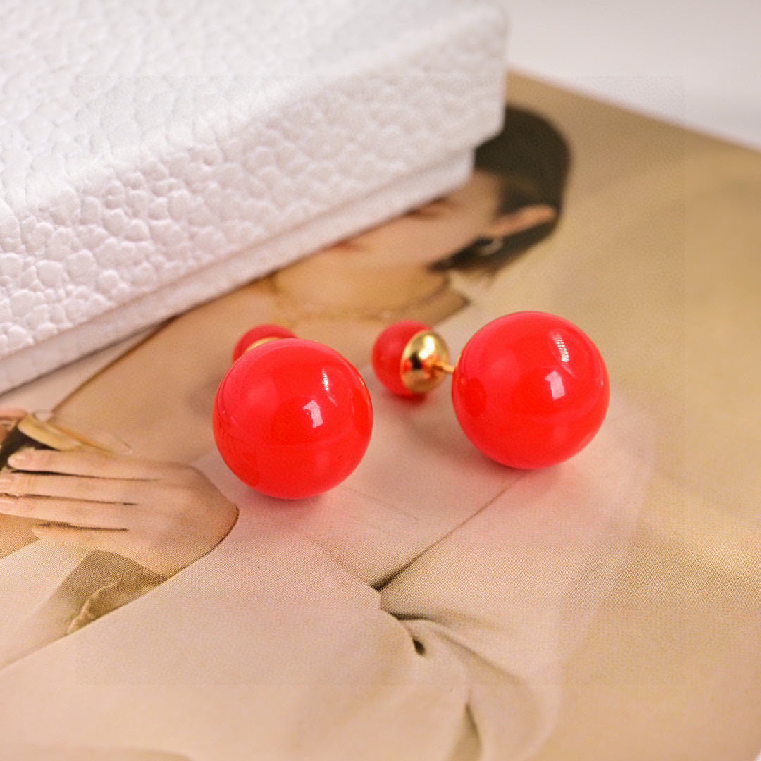 CD 26S RED RESIN PEARL DOUBLE STUD EARRINGS IN GOLD TONE METAL 6299512