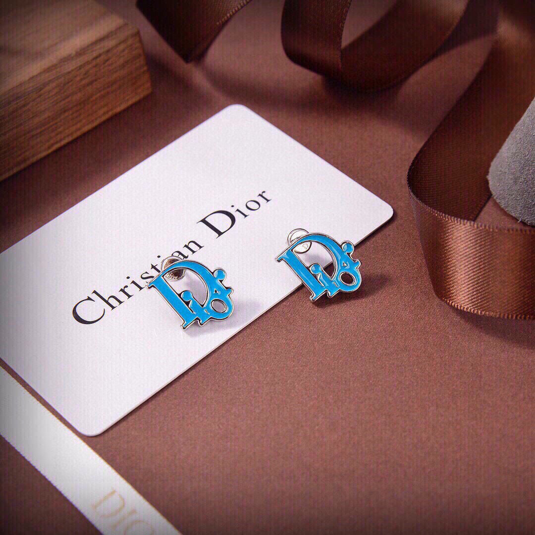 CD 26S LOGO ENAMEL STUD EARRINGS IN SILVER TONE METAL 630832